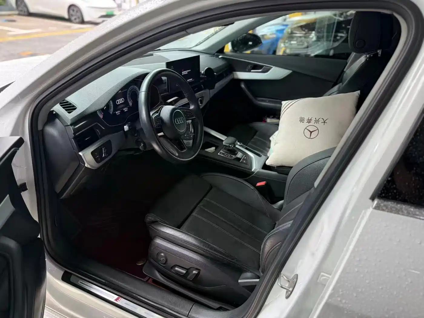 Фото 5 - Audi A4L