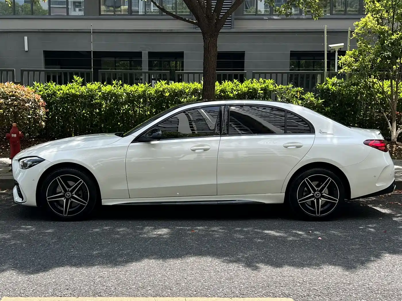 Mercedes-Benz C-Class 2025 C 260 L Night Sport Edition фото 3