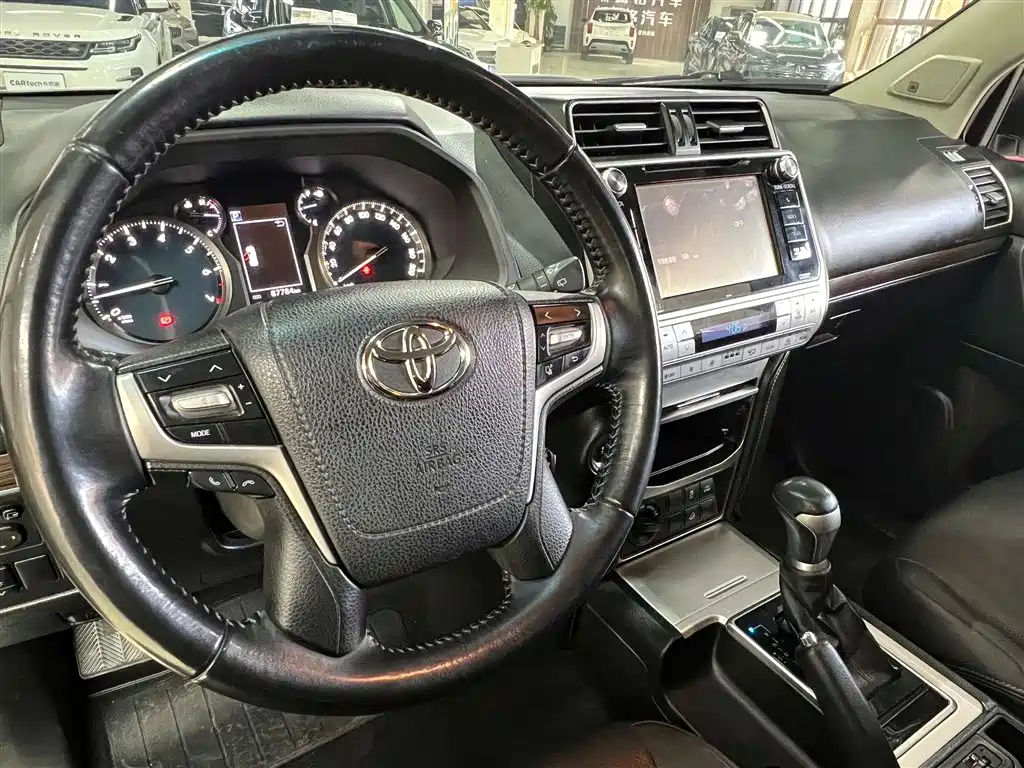 Toyota Prado 2018 3.5L Automatic TX-L Rear-mounted Spare Tire фото 13