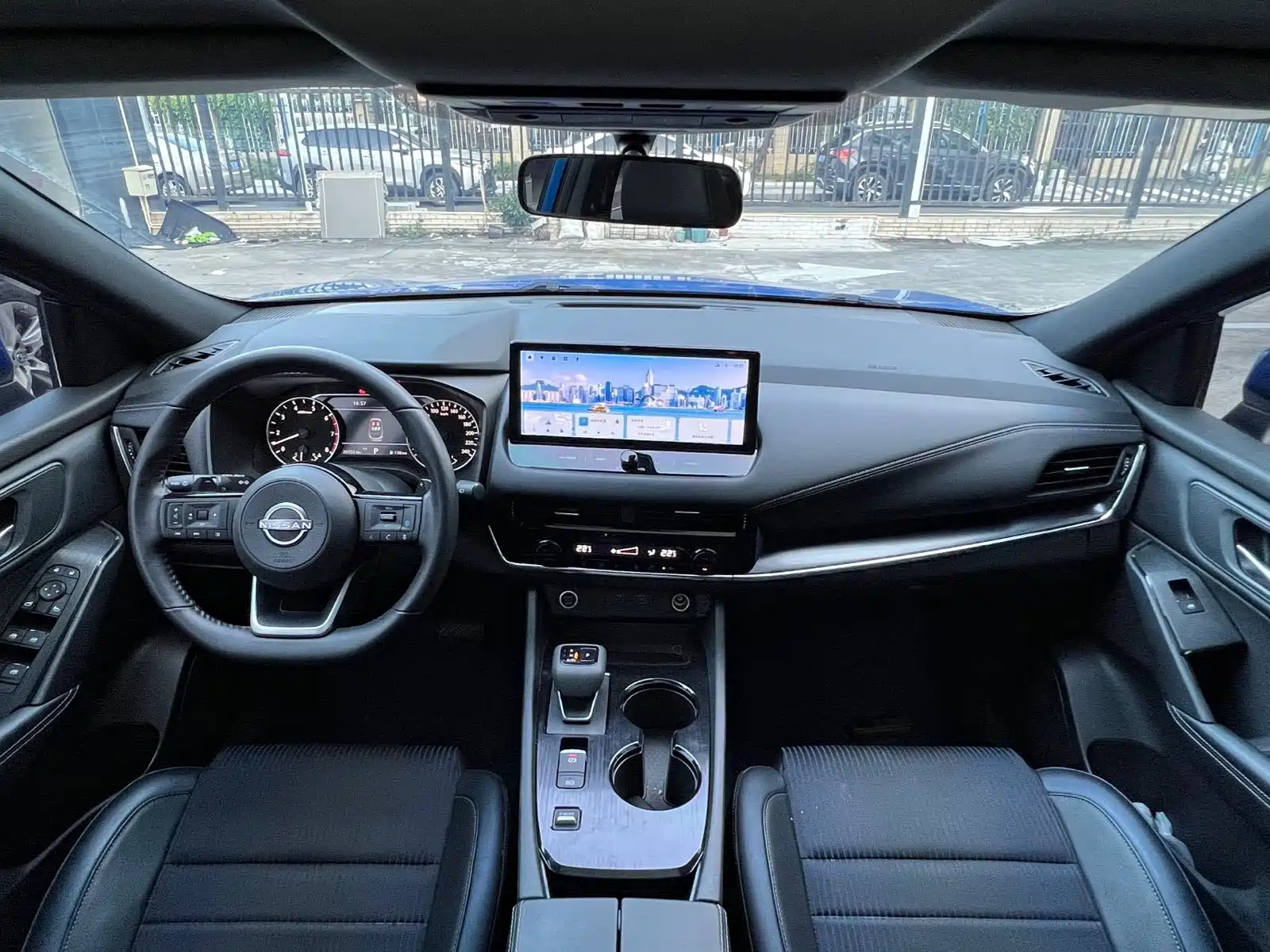 Photo 5 - Nissan Qashqai