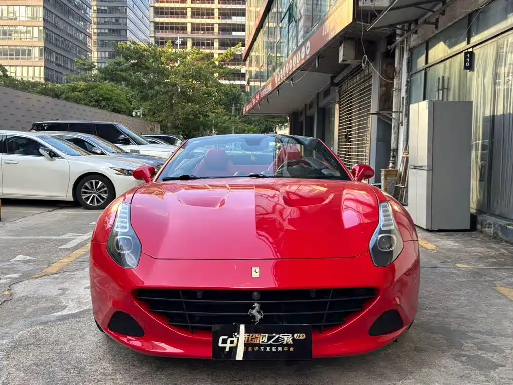 Ferrari California T 2014 2015 3.9T Standard