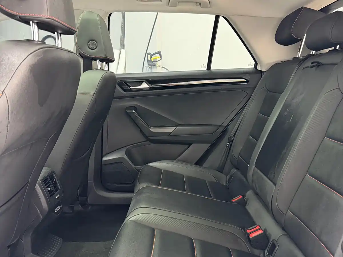 Volkswagen T-ROC 2021 280TSI DSG 2WD Comfort Smart Connect Edition фото 15