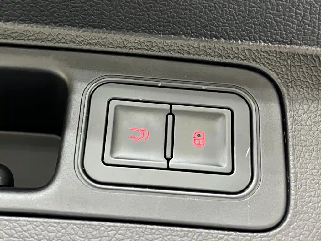 Photo 24 - BYD Song PLUS PHEV