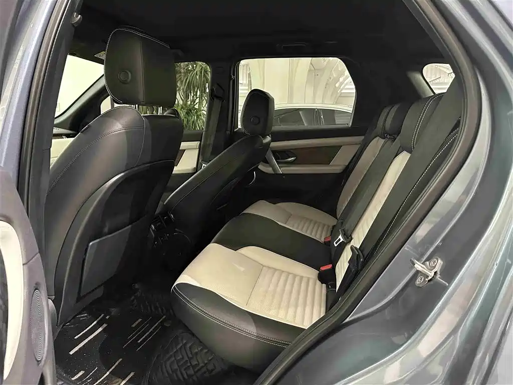 Land Rover Discovery Sport 2020 249PS R-Dynamic Performance фото 12