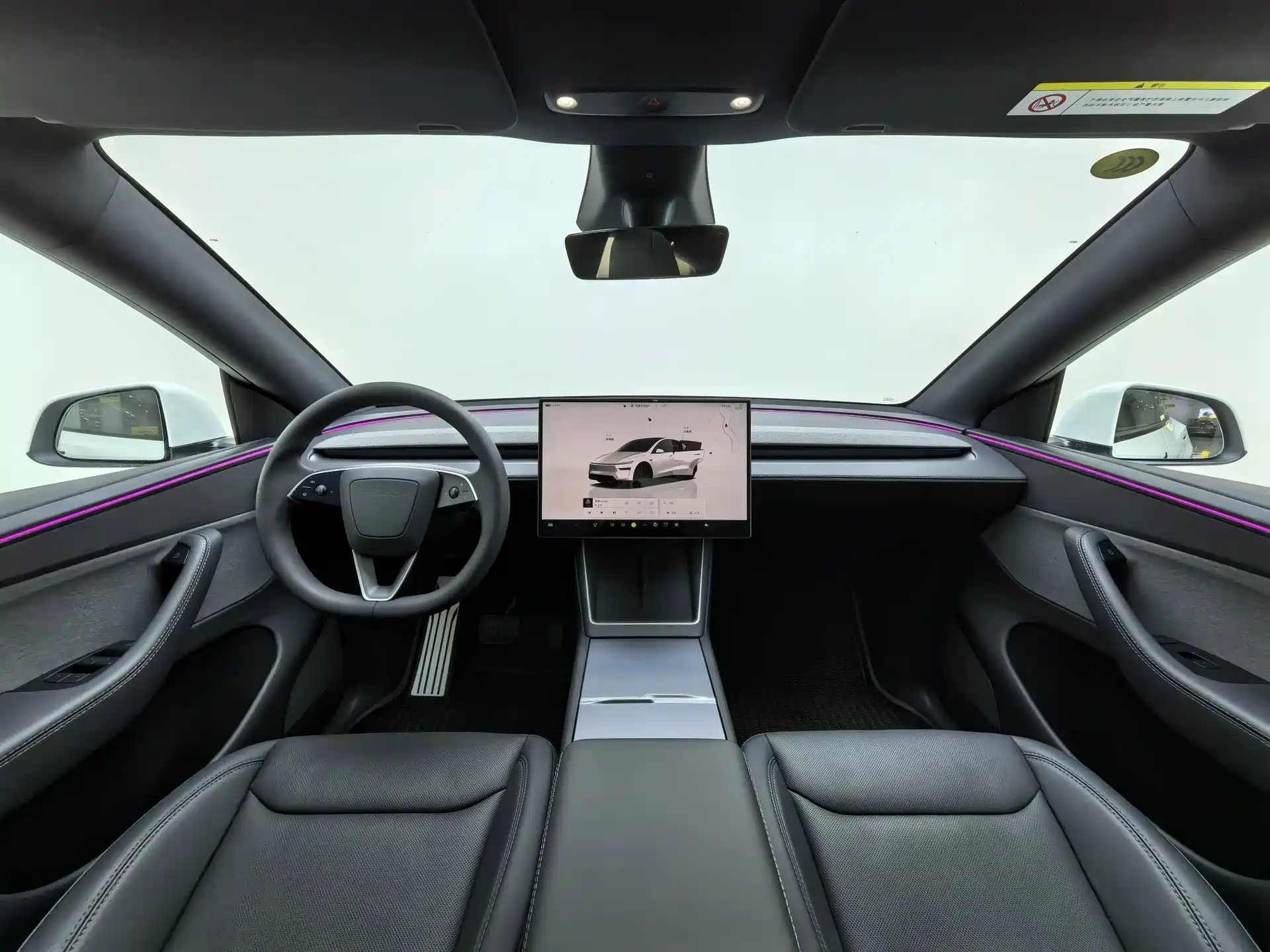 Фото 12 - Tesla Model Y