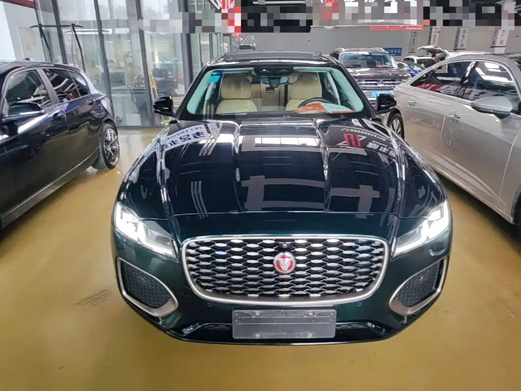 Jaguar XFL 2024 2023 XFL 2.0T P250 2WD Premium Luxury Gilded Edition