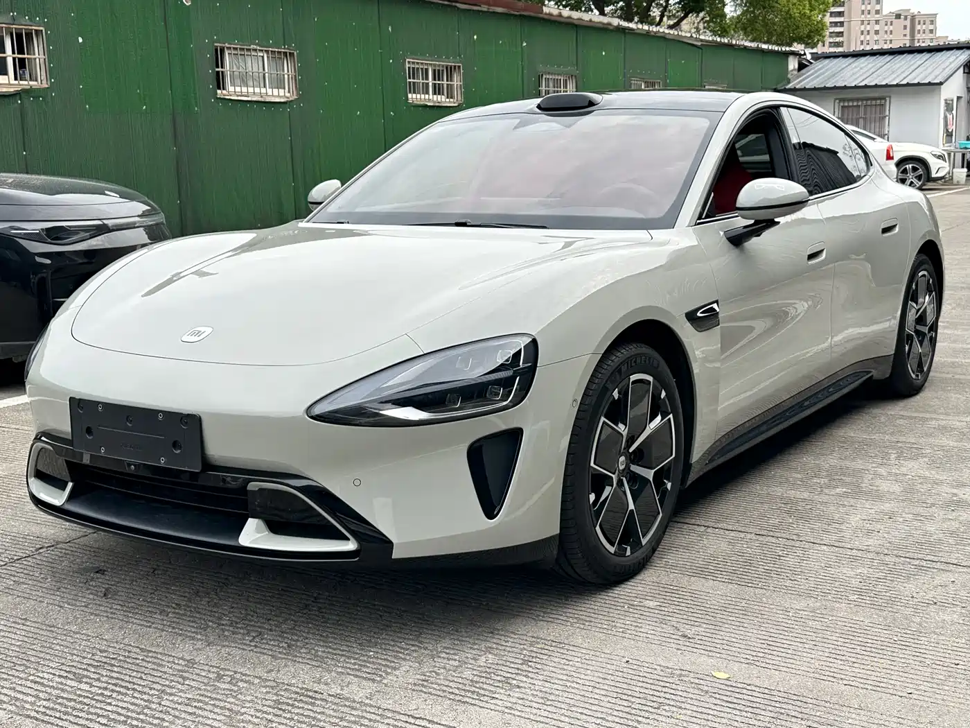 XIAOMI CAR XIAOMI SU7