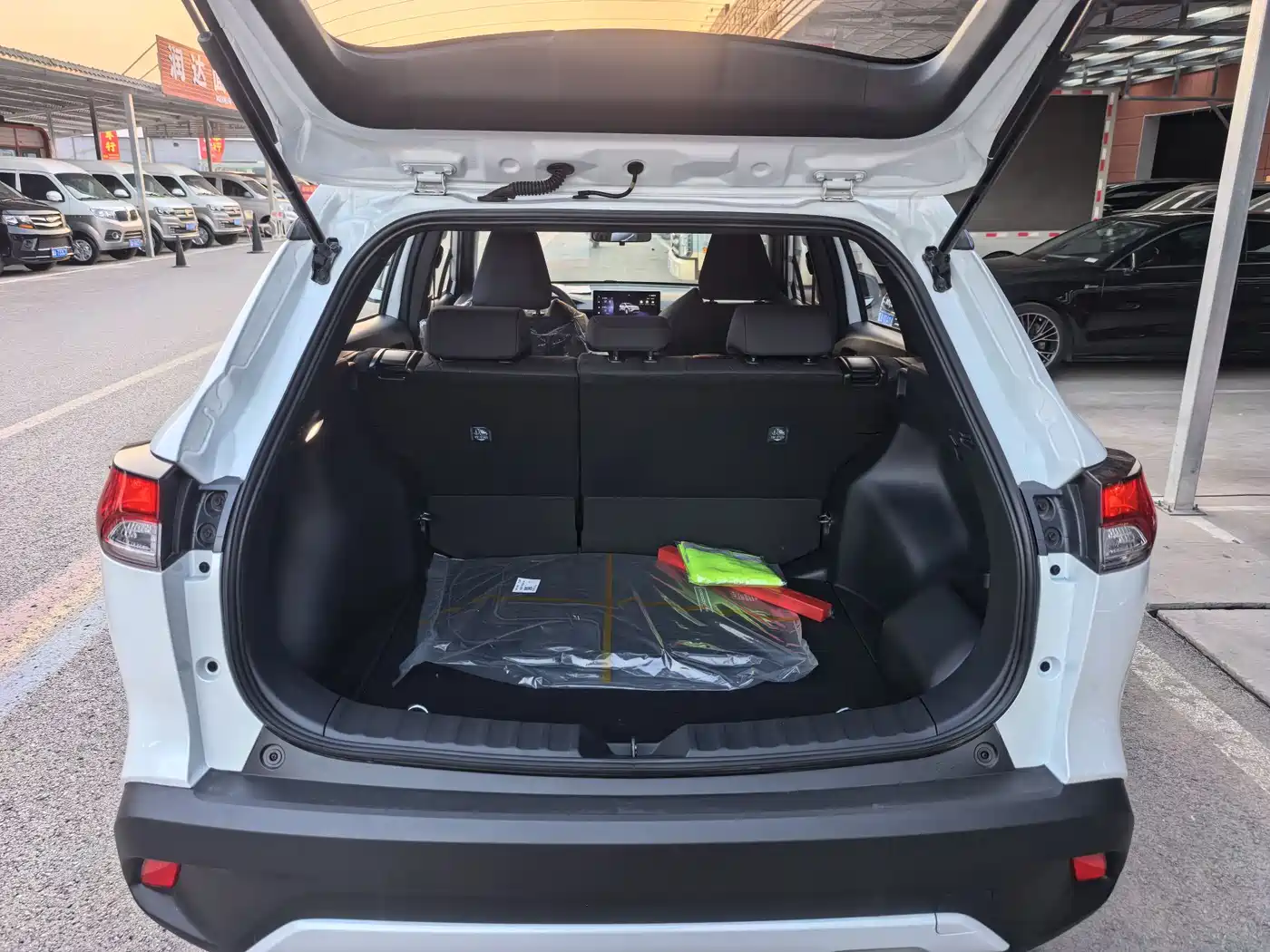 TOYOTA COROLLA SHARP AMPLIFIER