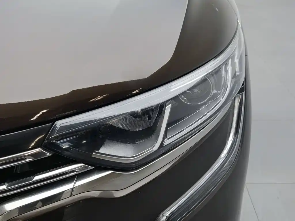 Renault Koleos 2018 2018 2.0L 2WD Luxury Edition