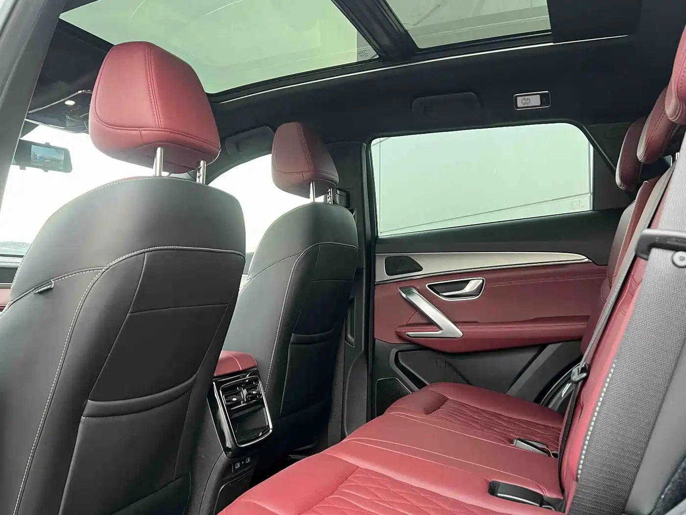 Jetour X70 PLUS 2025 2025 Champion Edition 1.5T DCT Champion PRO 5-seater
