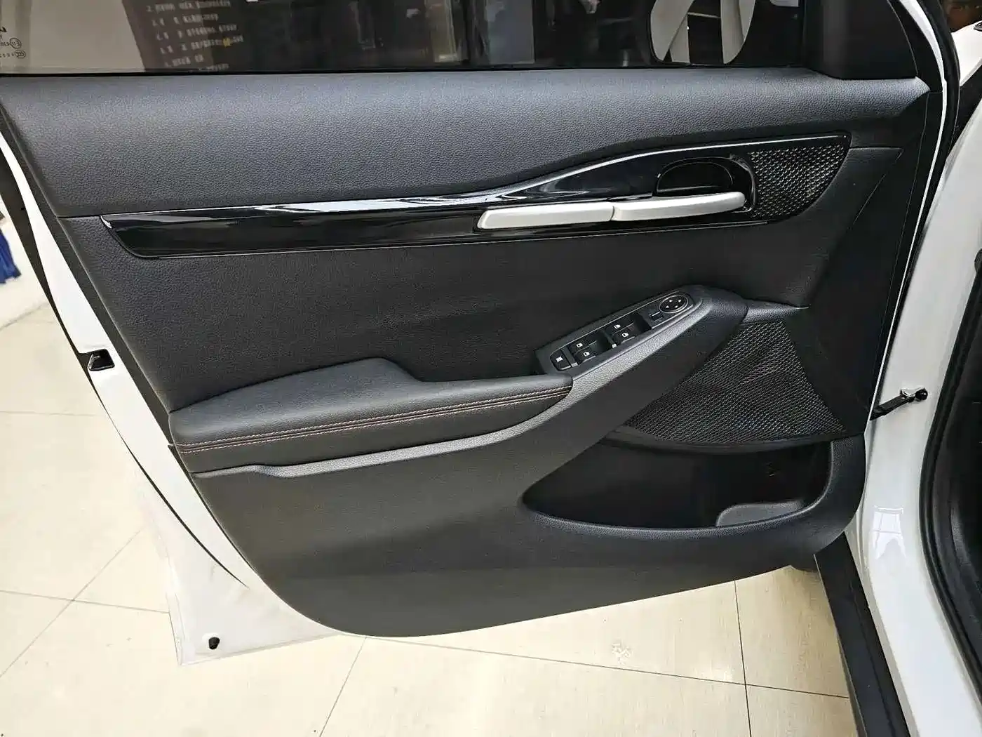 Kia Seltos 2024 2023 1.5L CVT Luxury Edition