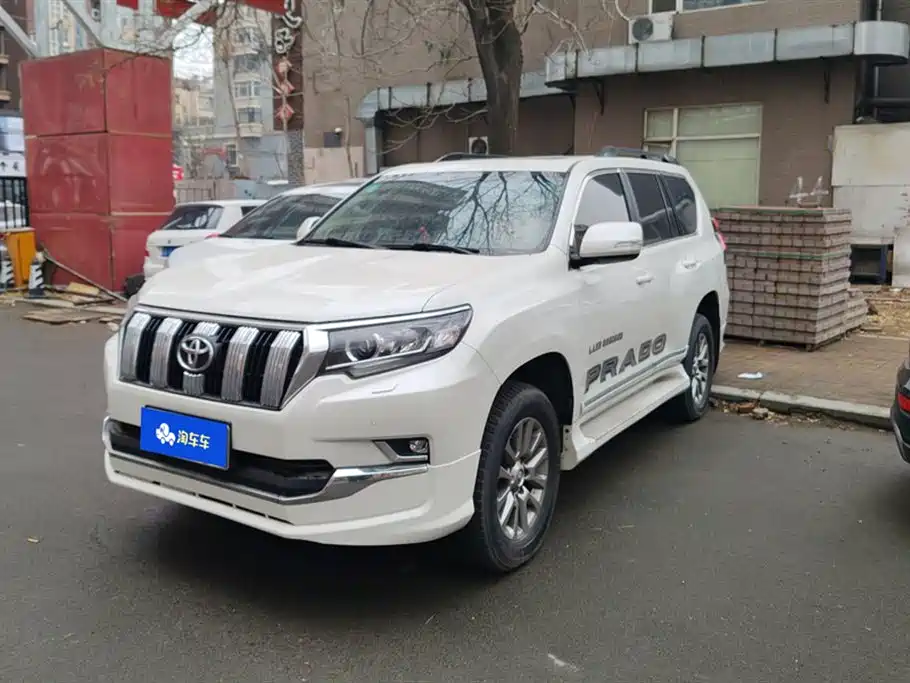 TOYOTA PRADO