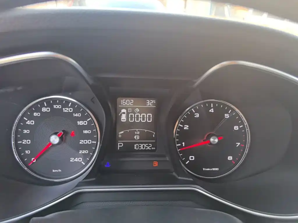 MG MG6 2018 2017 20T Automatic Luxury Smart Connect Version (China V)