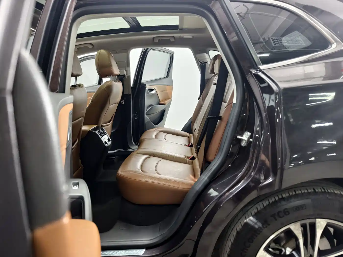 Borgward BX7 2016 2016 28T 2WD Luxury Edition 5-seater