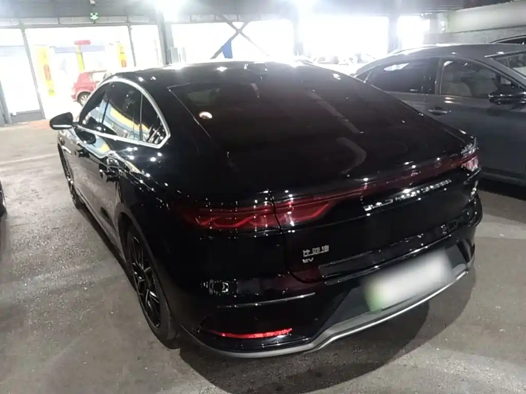 Photo 5 - BYD Han