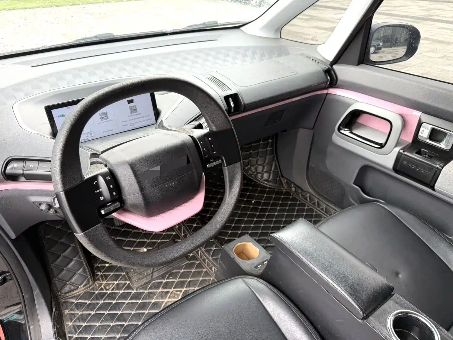 Фото 8 - Baojun E300