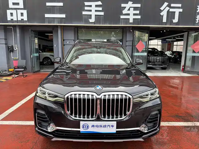BMW X7 2022 xDrive40i Leading Luxury Package — фото 1