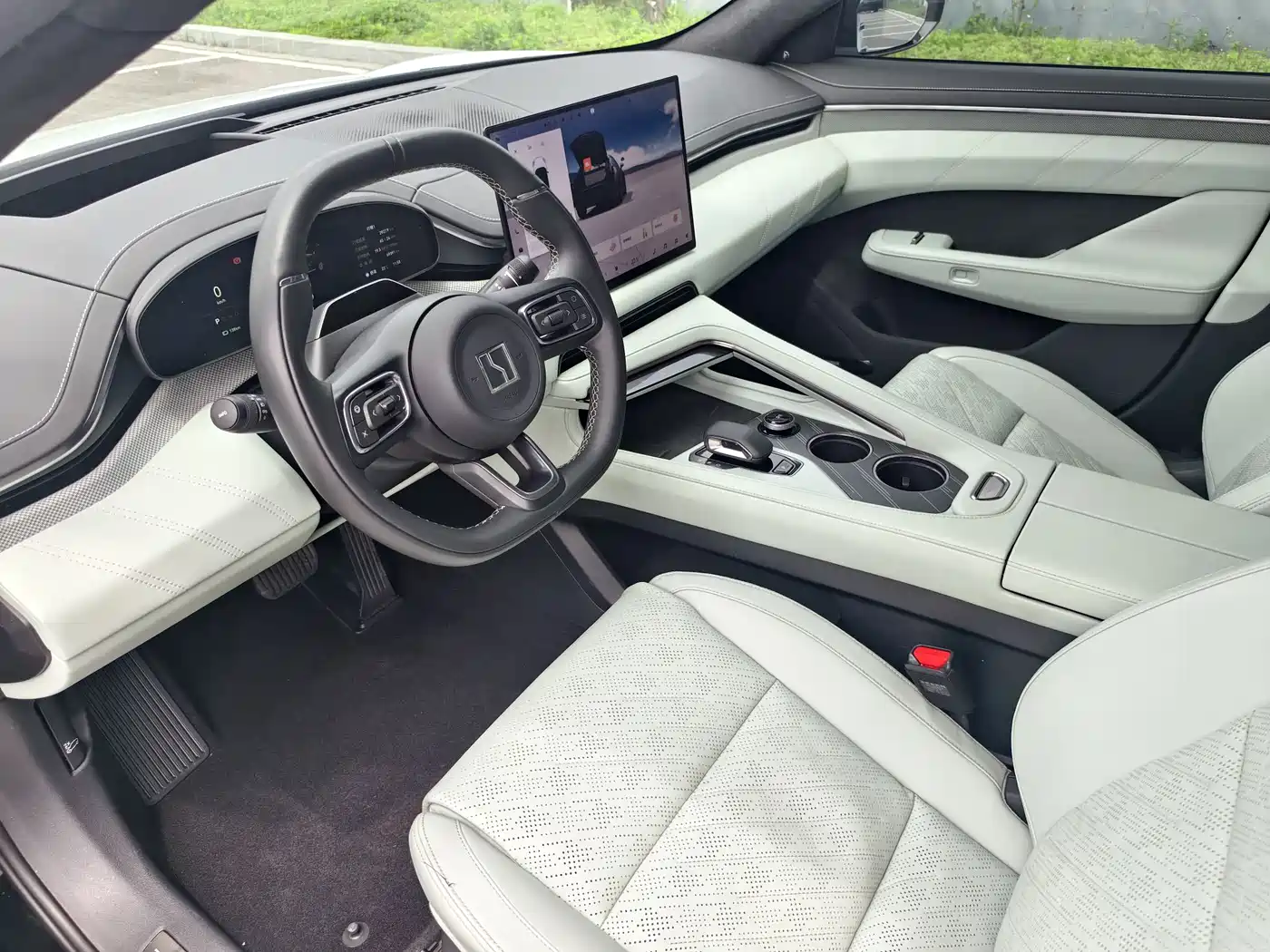 ZEEKR EXTREME KRYPTON 001