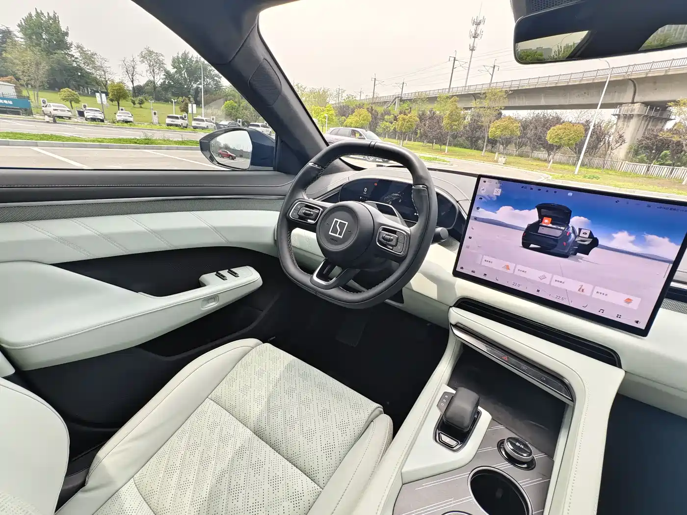 ZEEKR EXTREME KRYPTON 001