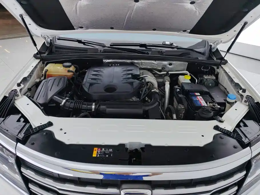 Photo 10 - Roewe RX8