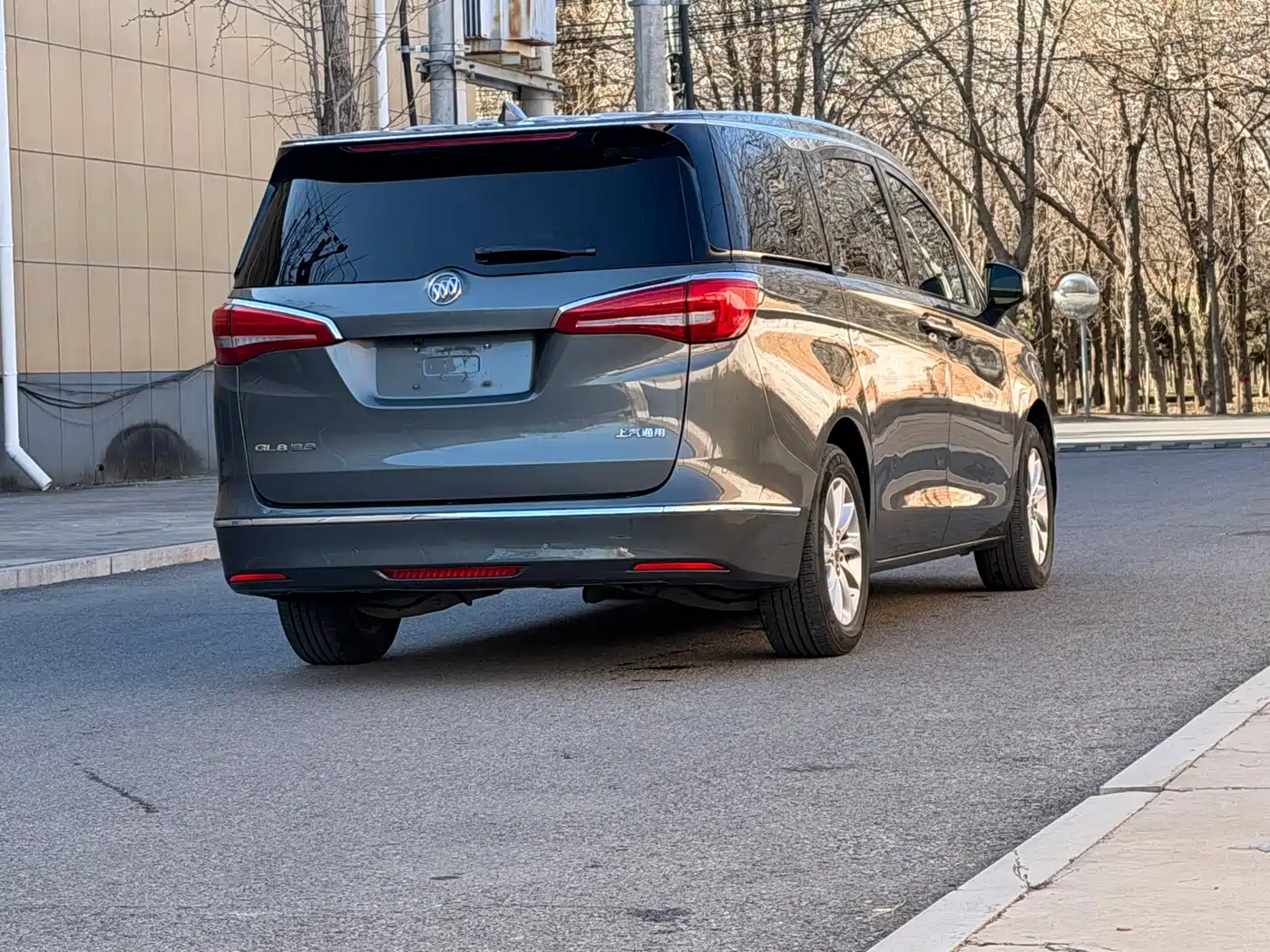 Buick GL8 2017 ES 28T Comfort Type China V фото 4