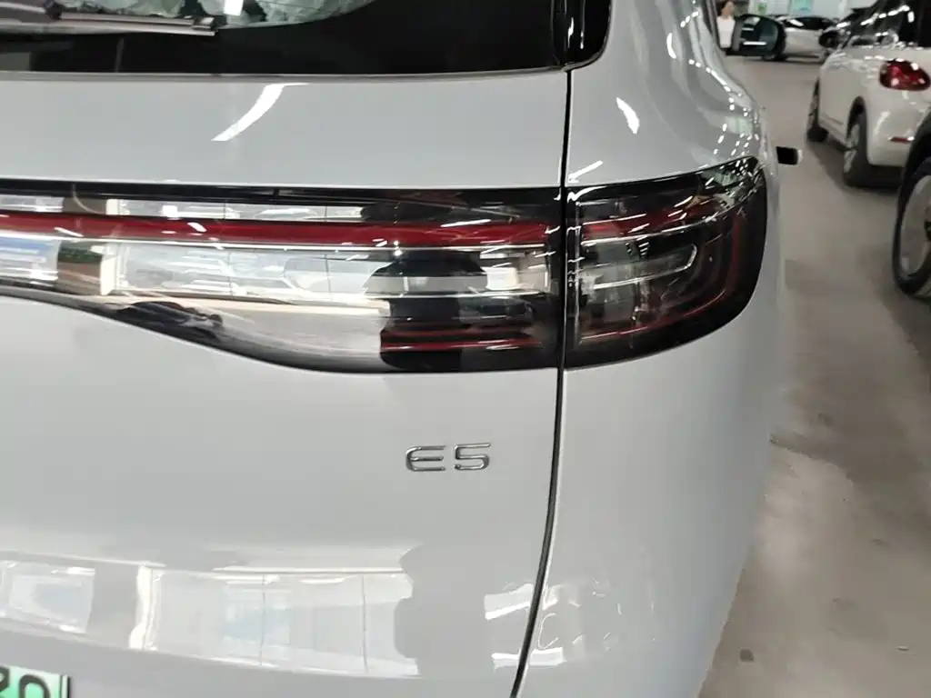 Geely Galaxy Galaxy E5 2026 2026 530km Voyager Edition