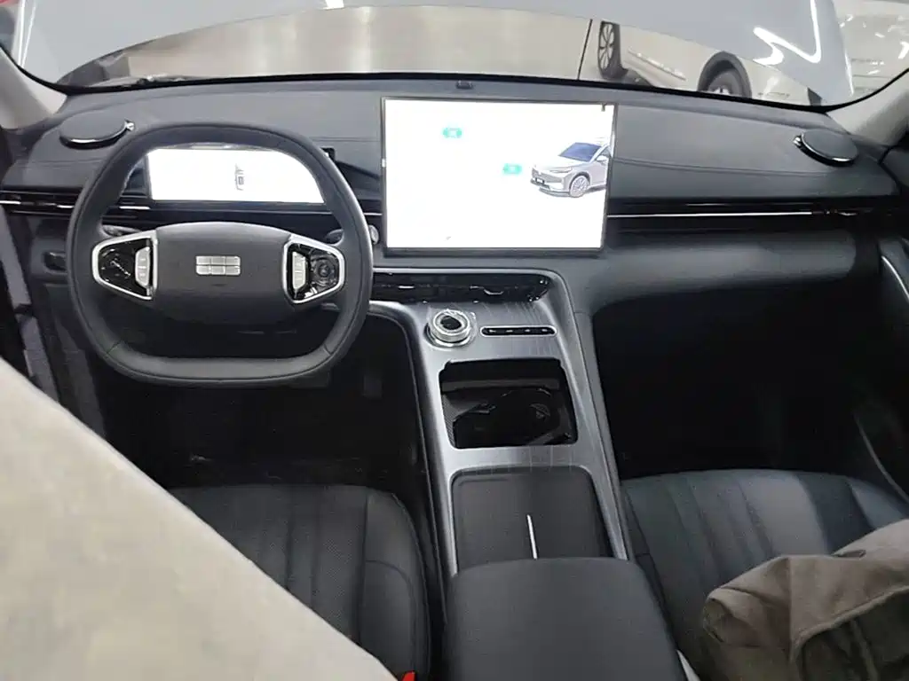 Geely Galaxy Galaxy E5 2026 2026 530km Voyager Edition