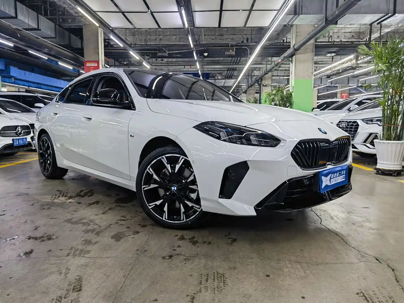 BMW 2 Series 2025 225L M Sport Moonlight Package фото 3