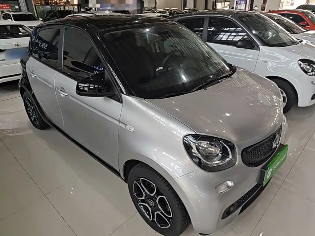 smart forfour 2018 2018 0.9T 66kW Pioneer Edition