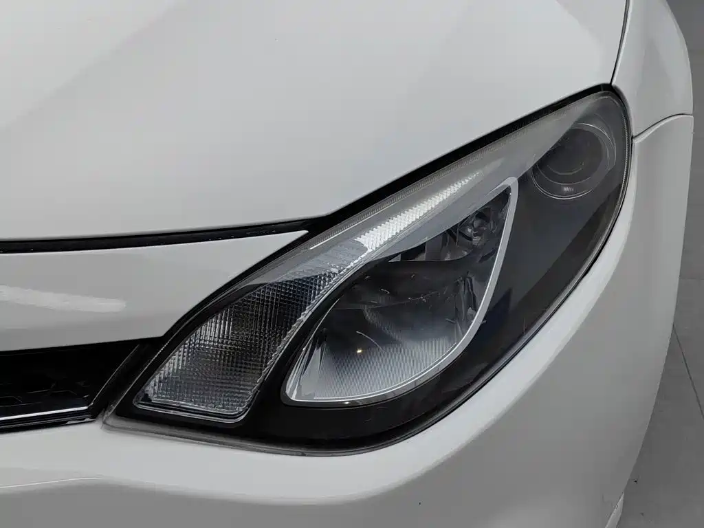Фото 7 - MG MG6