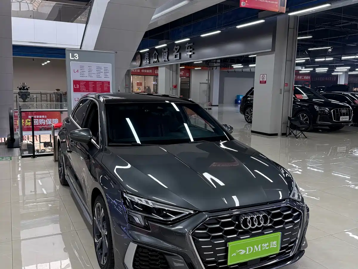 Audi A3 2023 Sportback 35 TFSI Fashion Sport