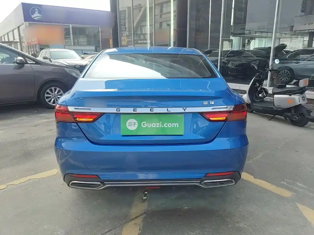 Фото 6 - Geely Binrui
