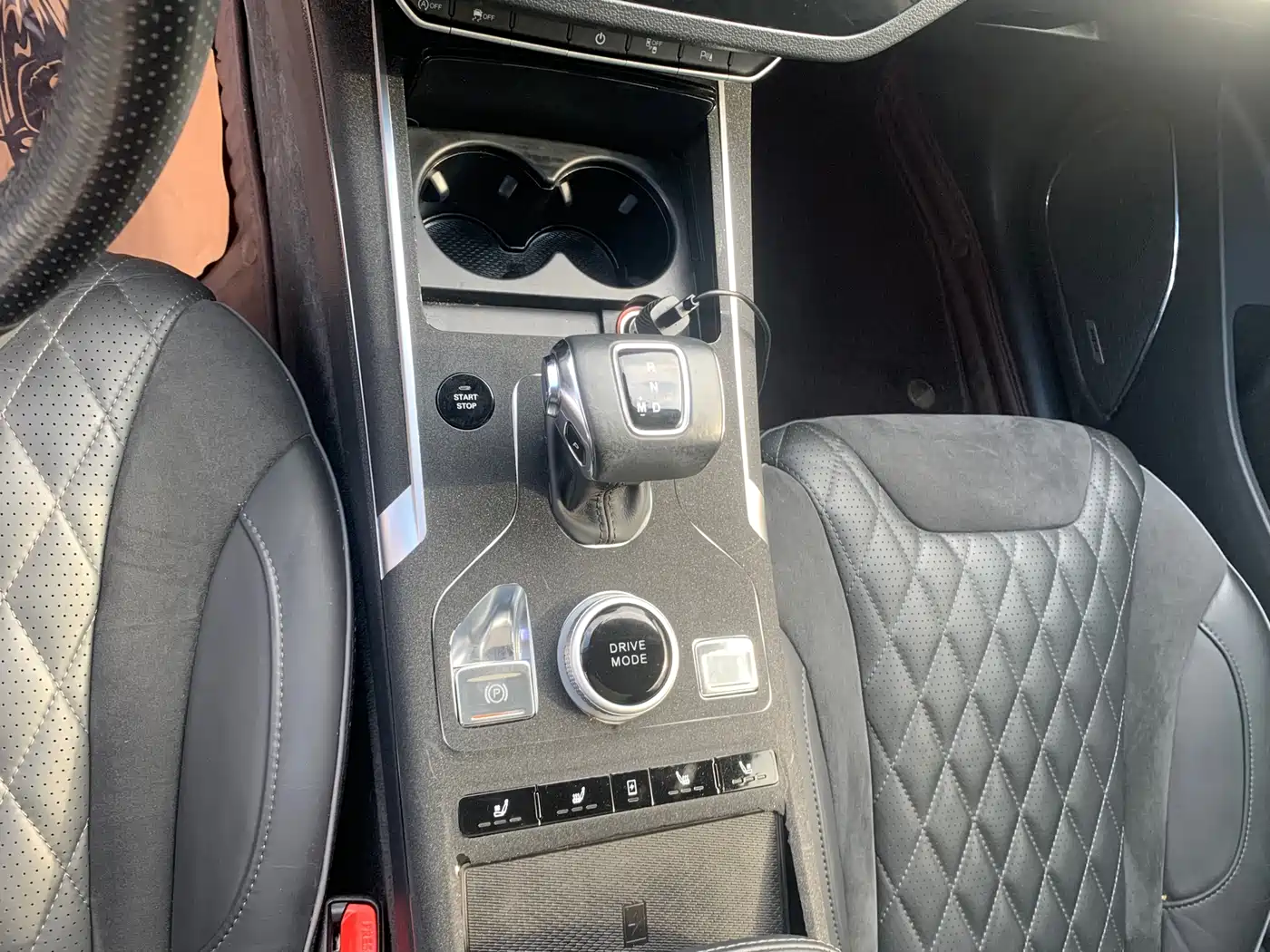 Hongqi HS5 2019 2.0T Smart Connect Enjoy Edition фото 9