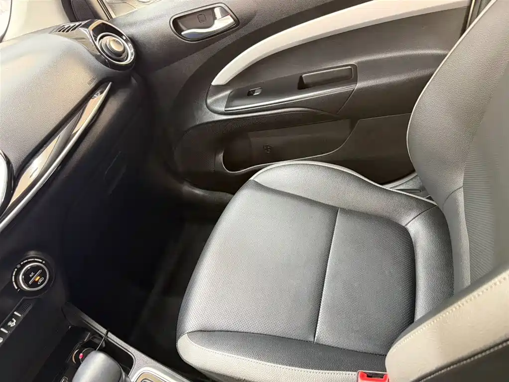 Kia KX1 2021 1.4L CVT Fun Sunroof Version фото 20