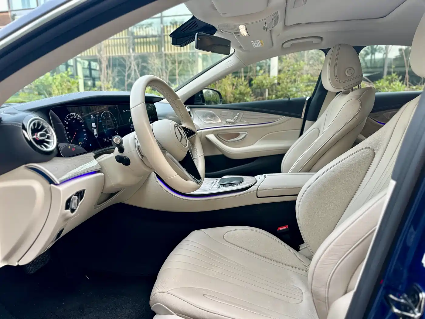 MERCEDES-BENZ CLS