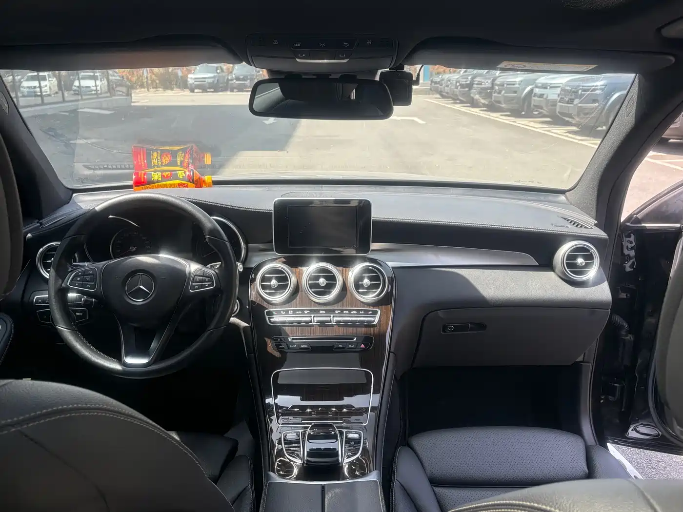 Mercedes-Benz GLC 2018 GLC 260 4MATIC Dynamic фото 11