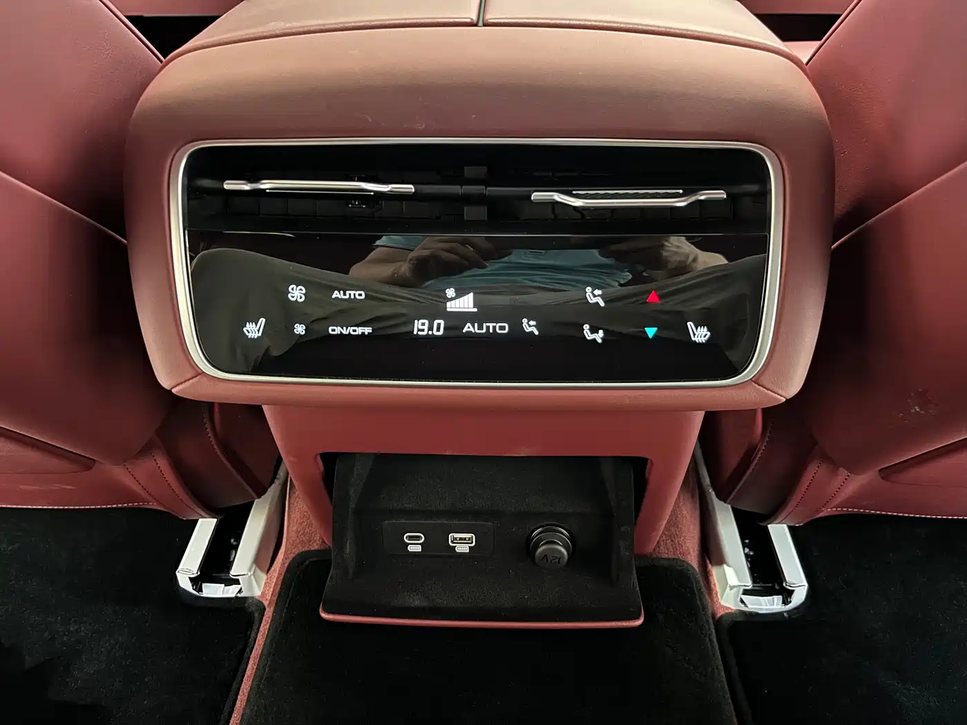 TANK TANK 700 NEW ENERGY