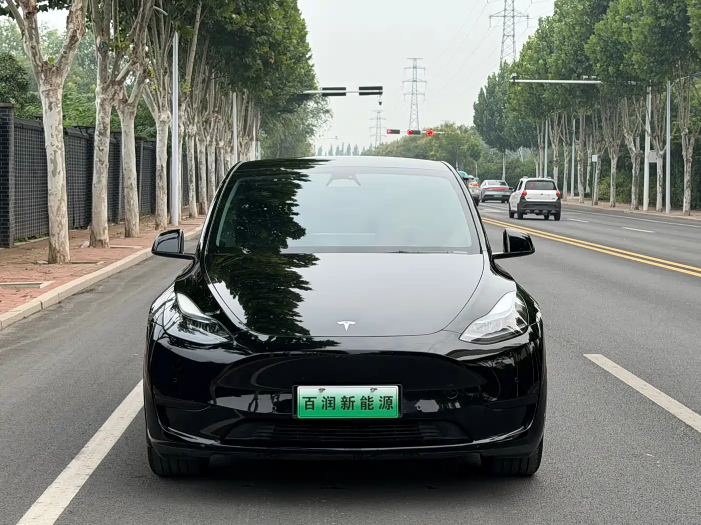 Tesla Model Y 2023