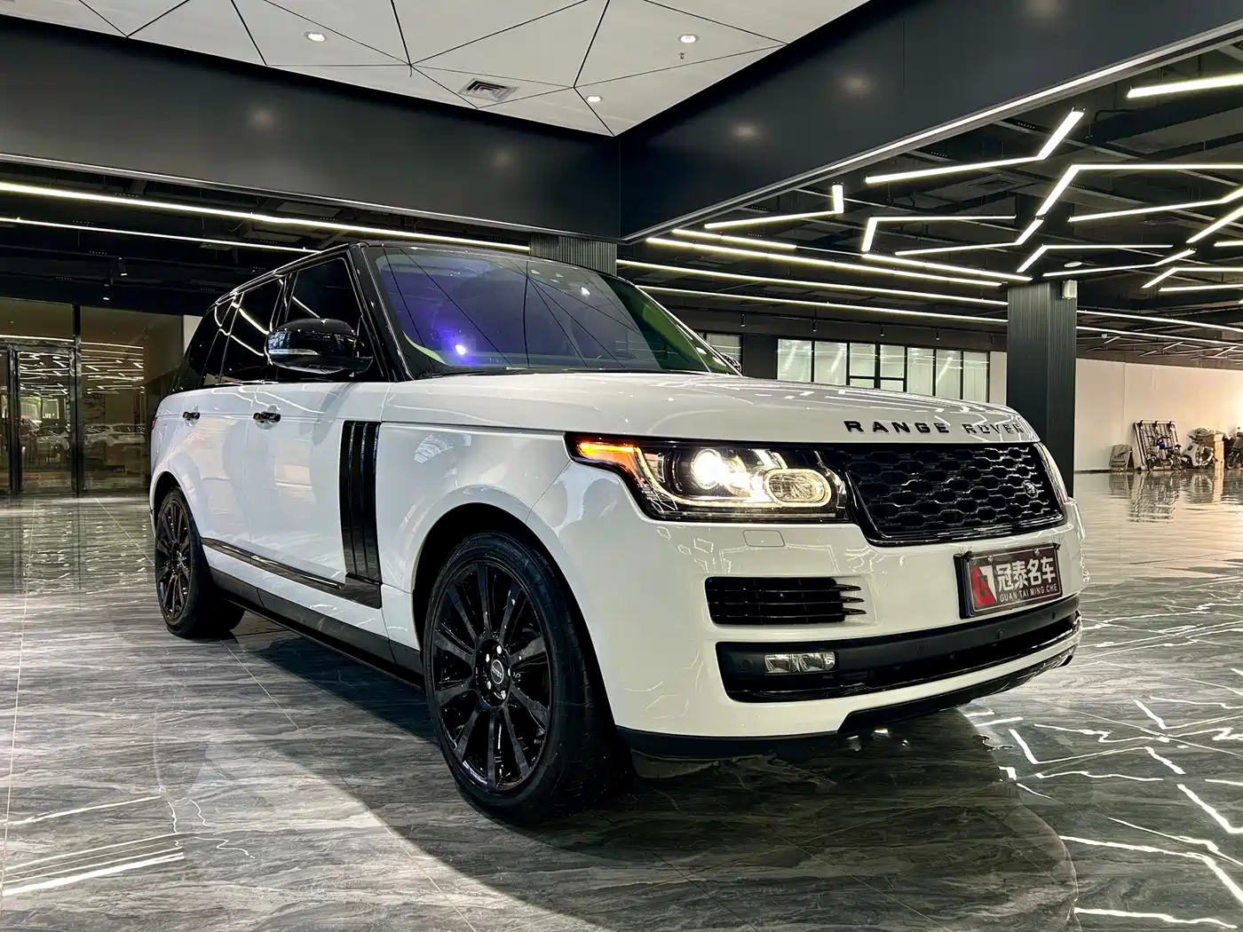 Land Rover Range Rover 2017 3.0 SC V6 Vogue фото 3