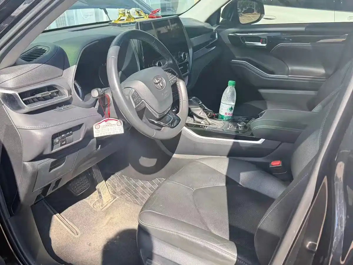 Toyota Highlander 2023 2022 380T 4WD Luxury 7-Seater