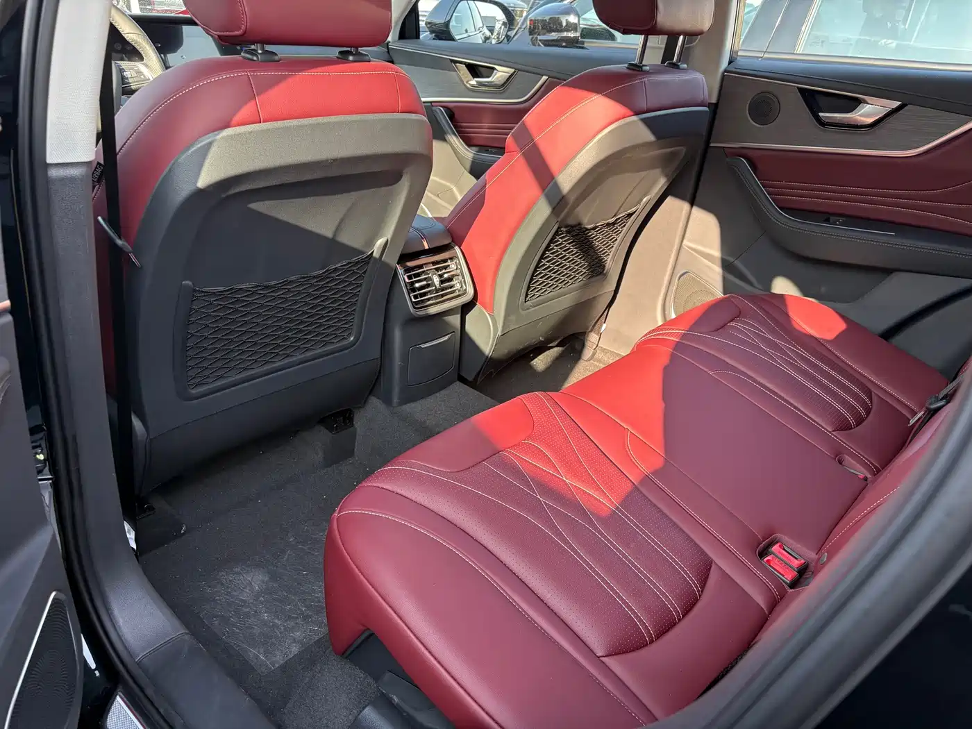 Hongqi HS5 2026 2025 2.0T 2WD Qixiang Pro