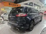 Photo 7 - Ford Edge