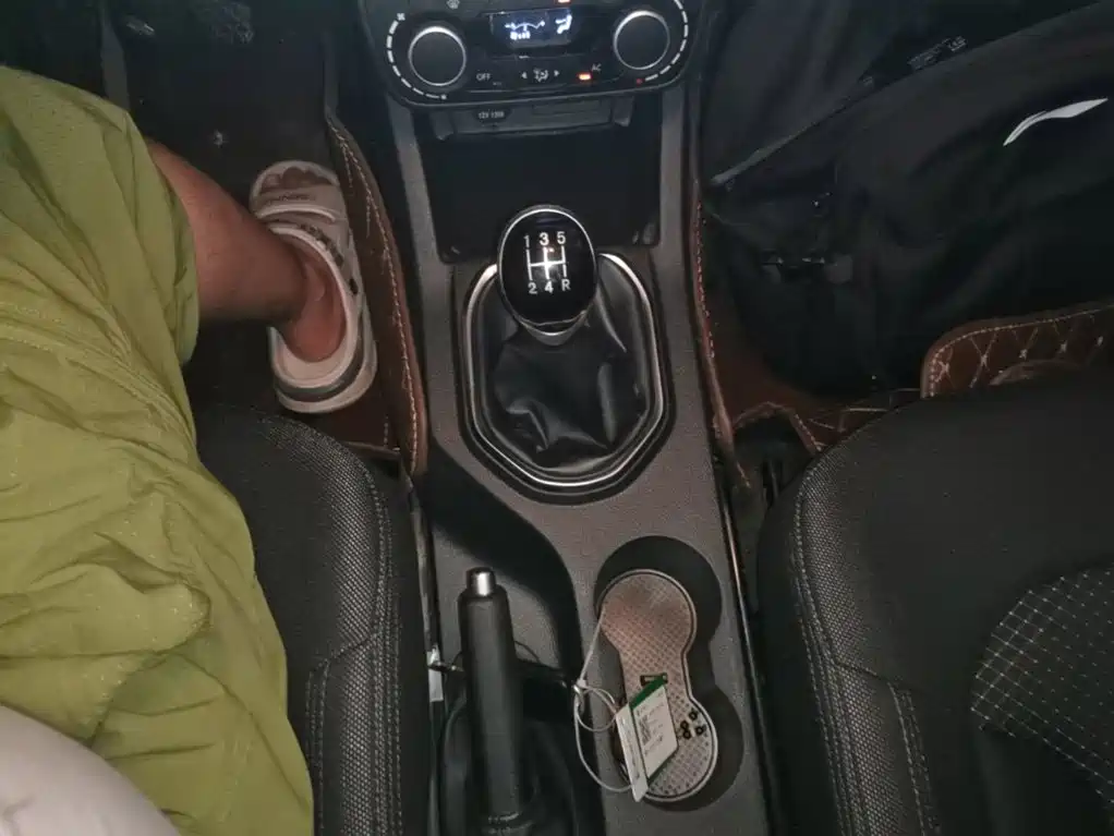 FAW Senya R7 2017 2017 Model 1.6L Manual Comfort