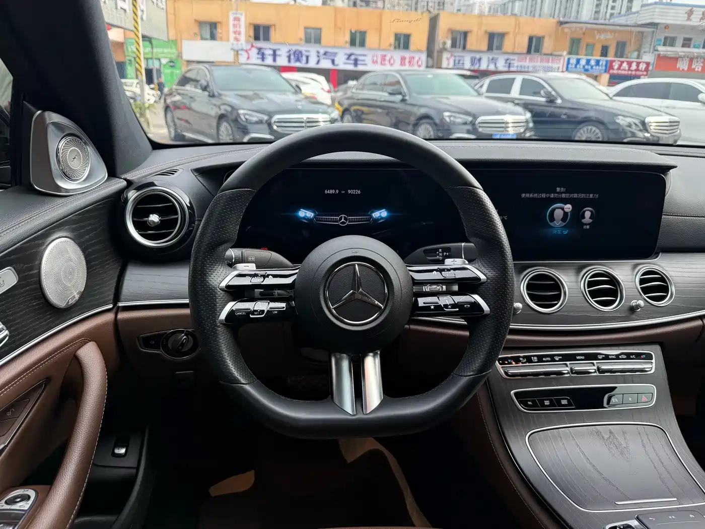 MERCEDES-BENZ E CLASS