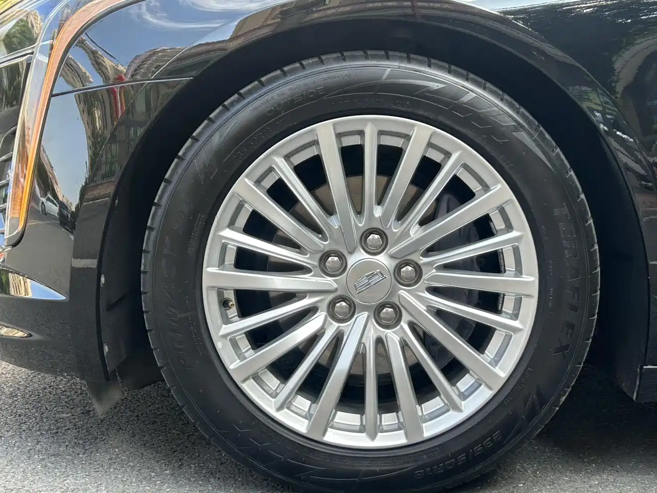 Cadillac CT6 2019 28T Luxury Model фото 21