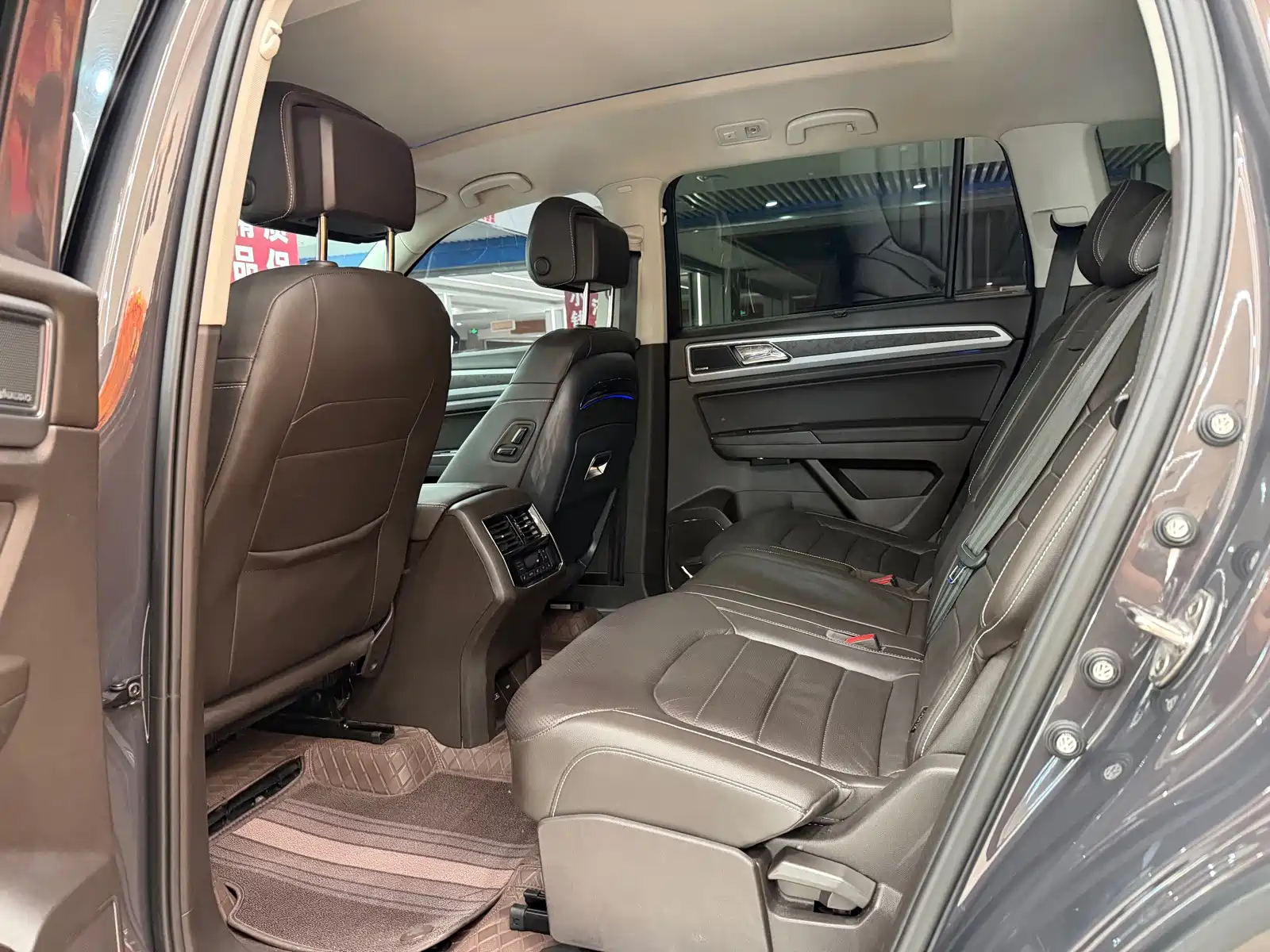 Фото 8 - Volkswagen Teramont