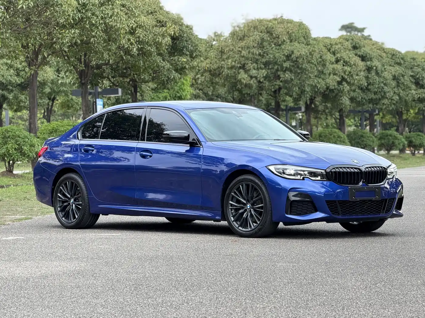 BMW 3 Series 2021 Facelift 325Li M Sport Shadow Edition фото 2