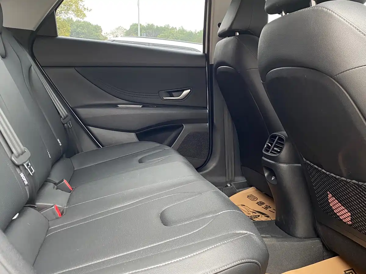 Hyundai Elantra 2023 1.5L CVT GLX Elite Edition фото 7