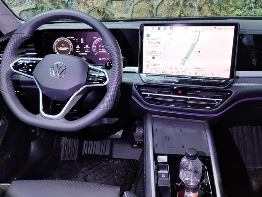 Photo 12 - Volkswagen Passat