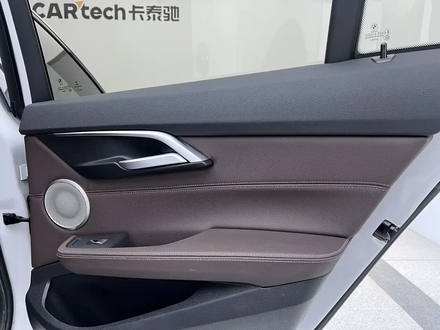 BMW 1 Series 2021 120i M Sport Shadow Edition фото 19